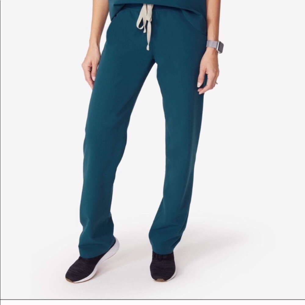 Carribean blue Figs Livingston pant